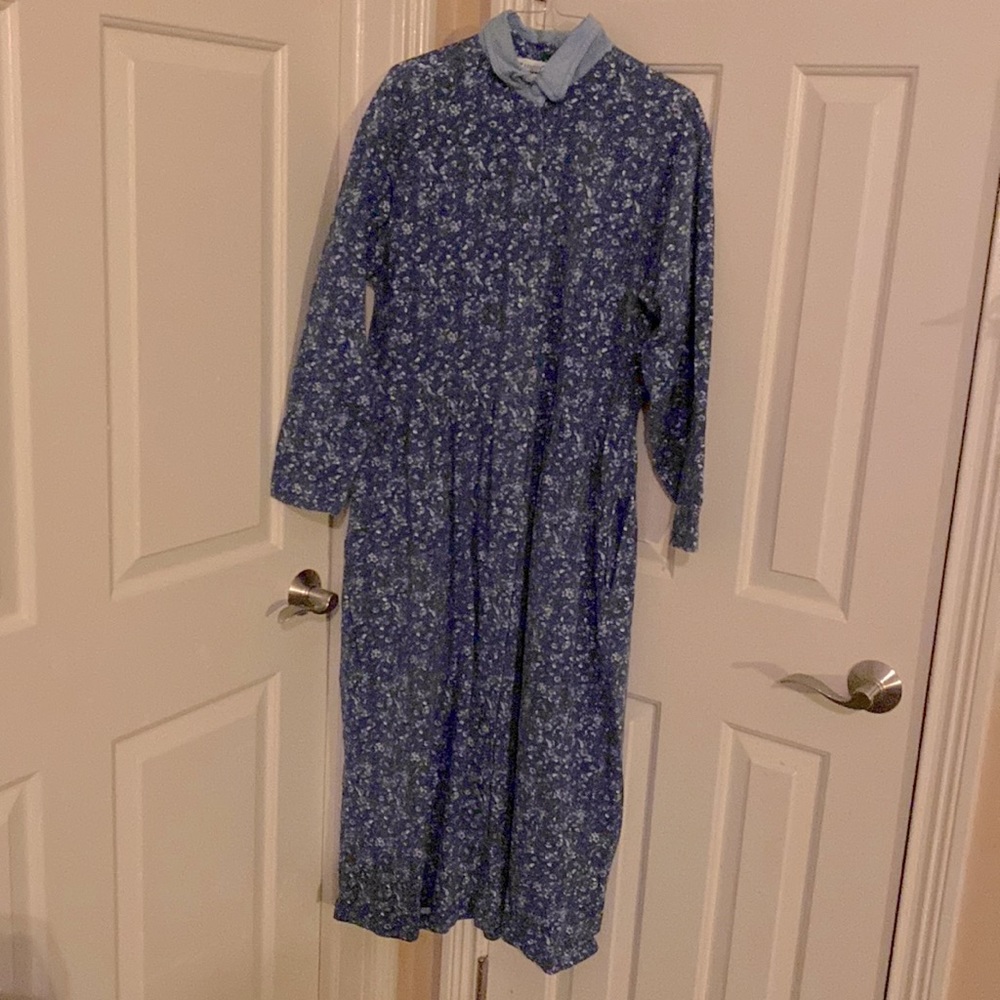 Vintage Capacity Knits Long Button Down Floral Dress Size L